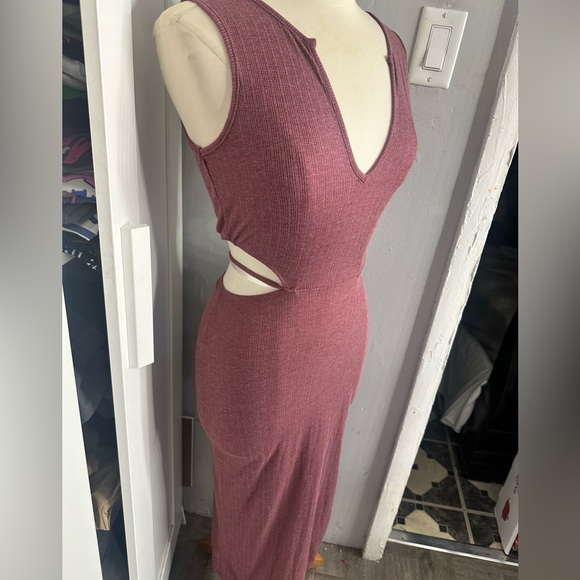 Elegant mauve Sleeveless Dress - Picture 5 of 5